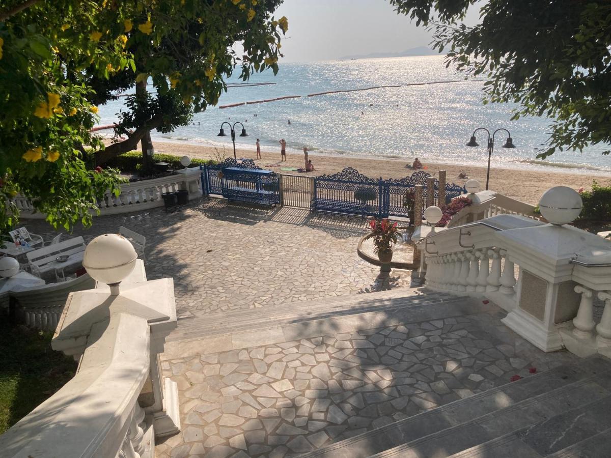Sky Beach Beachfront Паттая Екстер'єр фото