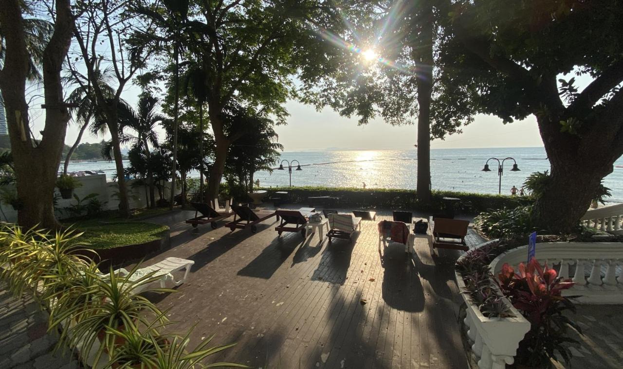 Sky Beach Beachfront Паттая Екстер'єр фото